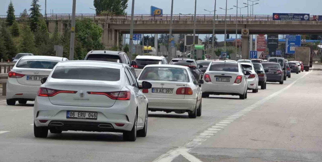 Ulaşımda 43 ilin geçiş noktası “kilit kavşak” Kırıkkale’de, bayram tatilinin