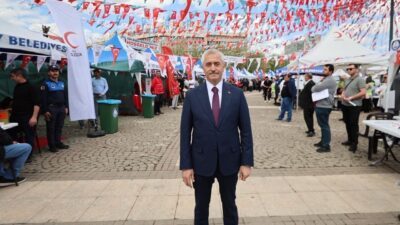 Gaziantep’te Şahinbey Belediye Başkanı Mehmet Tahmazoğlu’nun 2009 yılında 43 belediye