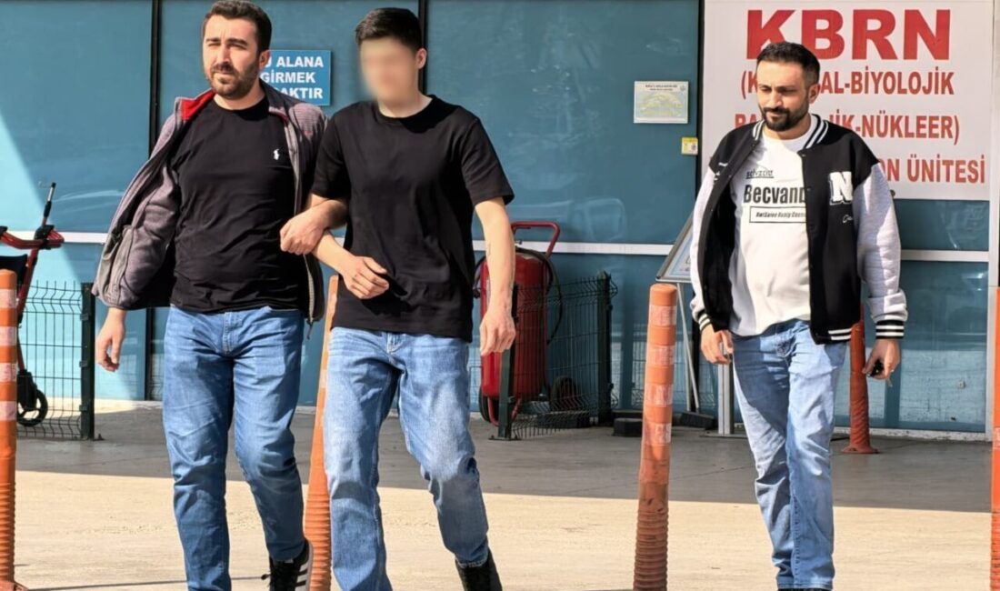 Bursa’nın İnegöl ilçesinde 5 yıl önce babasını darp ettiği için