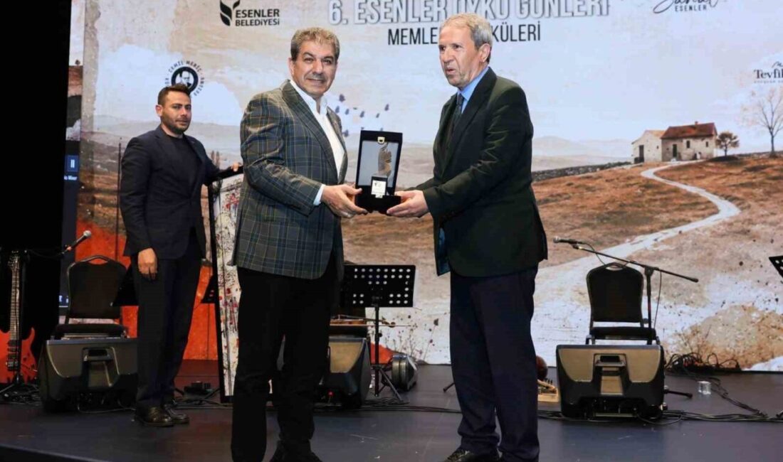 Esenler Belediyesi’nce düzenlenen 6. Esenler Öykü Günleri kapsamında “Onur Ödülü”