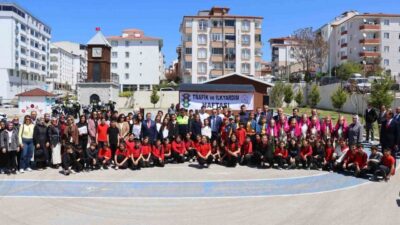 Bilecik’te Karayolu Trafik Haftası kapsamında 75 öğrenci trafik parkında kuralları