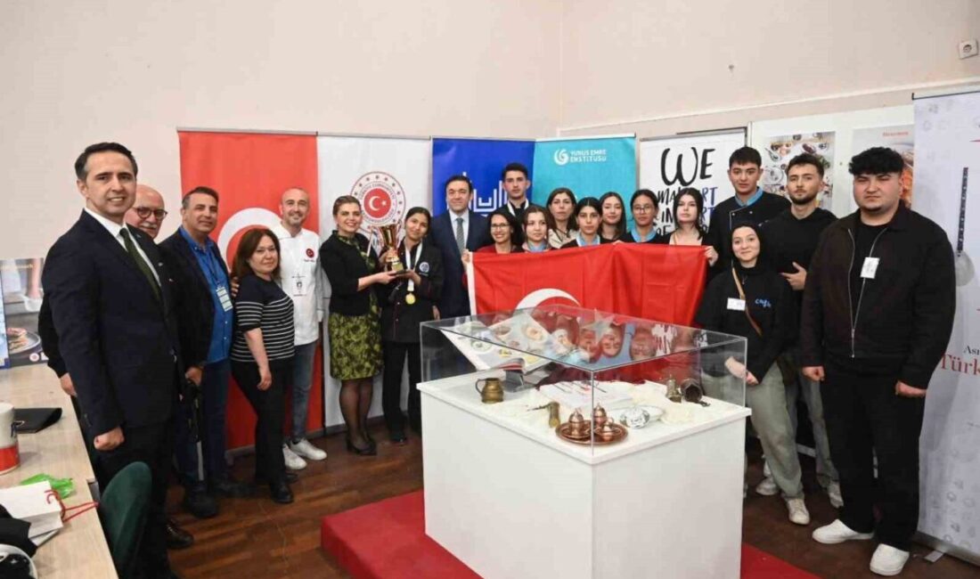 KAHRAMANMARAŞ (İHA) – Kahramanmaraşlı öğrenciler Sırbistan’da düzenlenen gastronomi yarışmasından madalyalarla