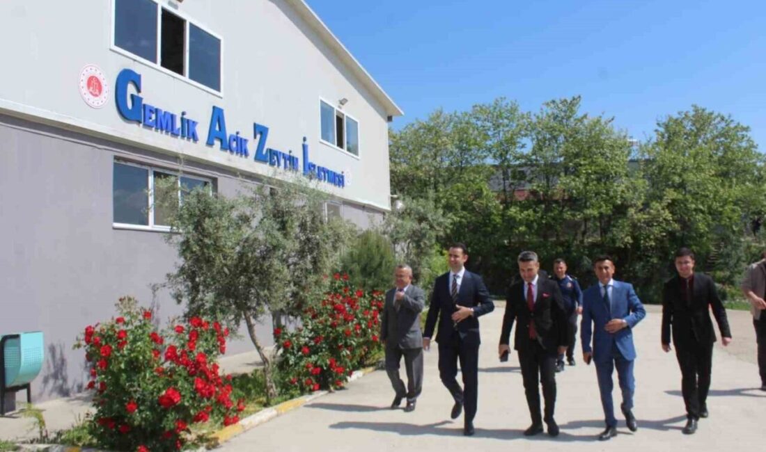 Adalet Bakanlığı heyeti, Gemlik Ceza İnfaz Kurumu’nda üretim atölyeleri ve