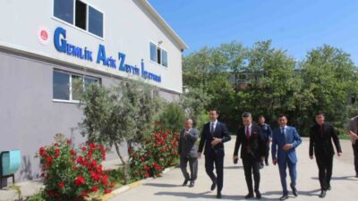 Adalet Bakanlığı heyeti, Gemlik Ceza İnfaz Kurumu’nda üretim atölyeleri ve
