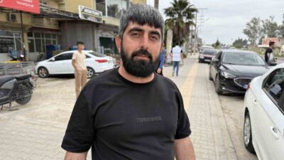 Adana’nın Yüreğir ilçesinde park halindeki bir aracın altına giren küçük