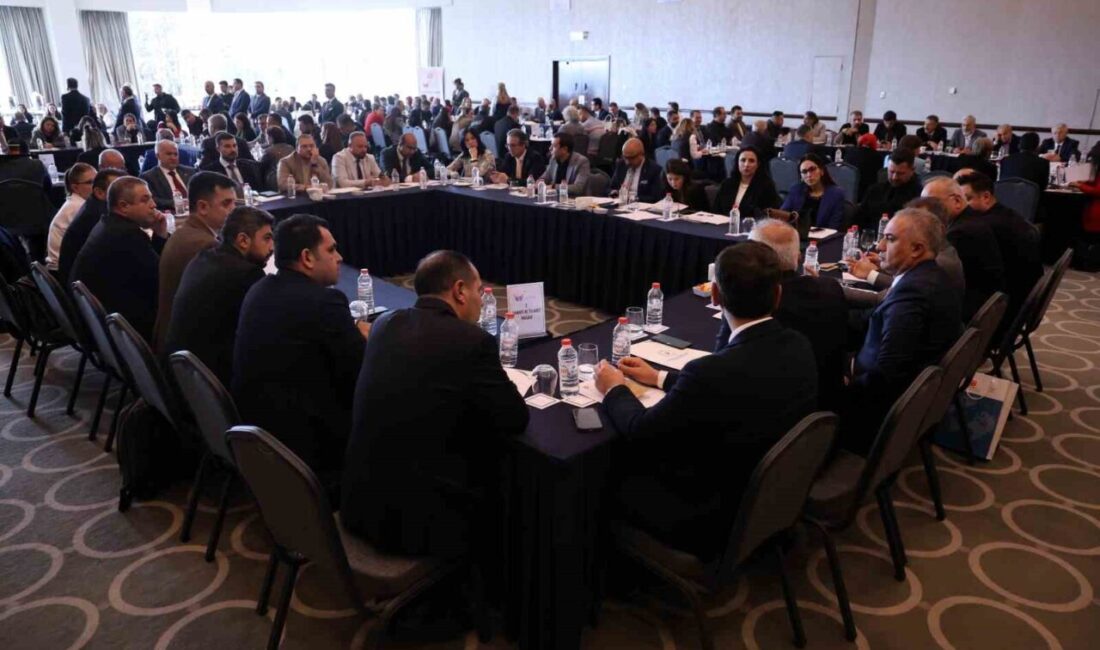 Adana’nın 2040 vizyonunun belirlenmesi amacıyla çalıştay düzenlendi. Adana Valisi Mustafa