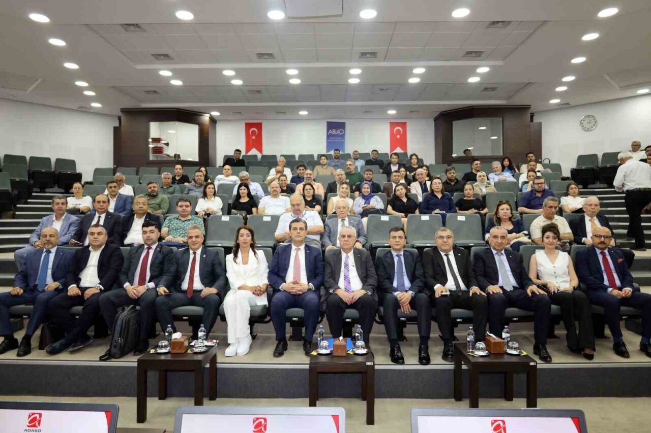 Adana Sanayi Odası Yönetim Kurulu Başkanı Zeki Kıvanç, küresel ölçekte