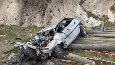 Bitlis’in Adilcevaz ilçesinde kontrolden çıkan otomobilin uçurumda uçması sonucu 1