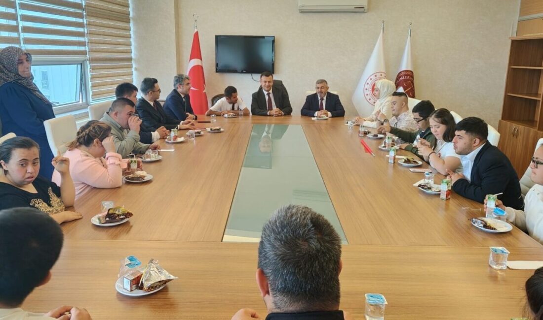 10-16 Mayıs Engelliler Haftası kapsamında Adıyaman Adliyesi’nde anlamlı bir etkinlik
