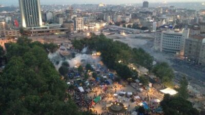 İstanbul Taksim’deki Gezi Parkı’nda 27 Mayıs 2013’te başlayan ve Türkiye