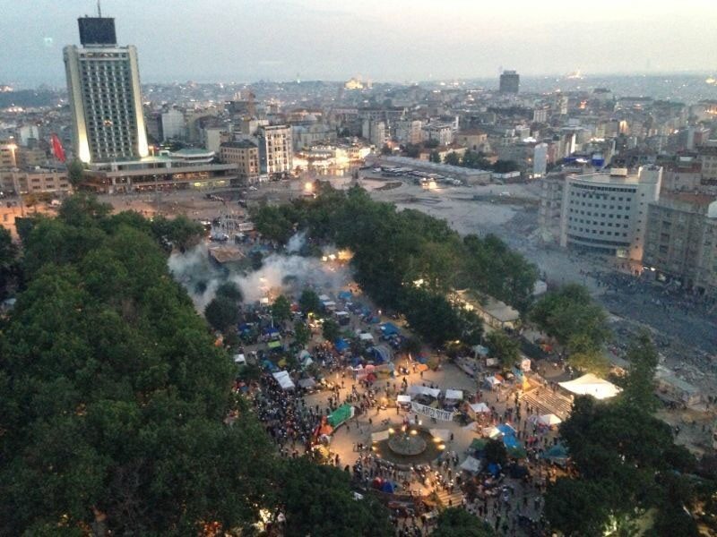 İstanbul Taksim’deki Gezi Parkı’nda 27 Mayıs 2013’te başlayan ve Türkiye