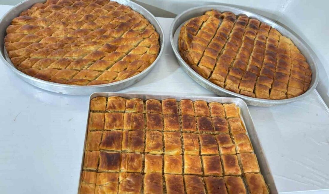 Kurban Bayramı öncesi Ağrı’da evlerde baklava hazırlığı başladı. Bayram sofralarının
