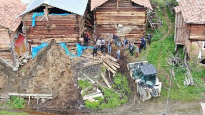 Kastamonu’nun Taşköprü ilçesinde ahırda yaşanan göçüğün altında kalan 63 yaşındaki