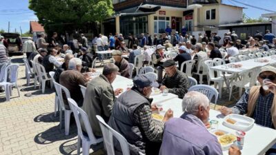 Çanakkale’nin Çan ilçesine bağlı Ahlatlıburun köyünde düzenlenen geleneksel köy hayrı