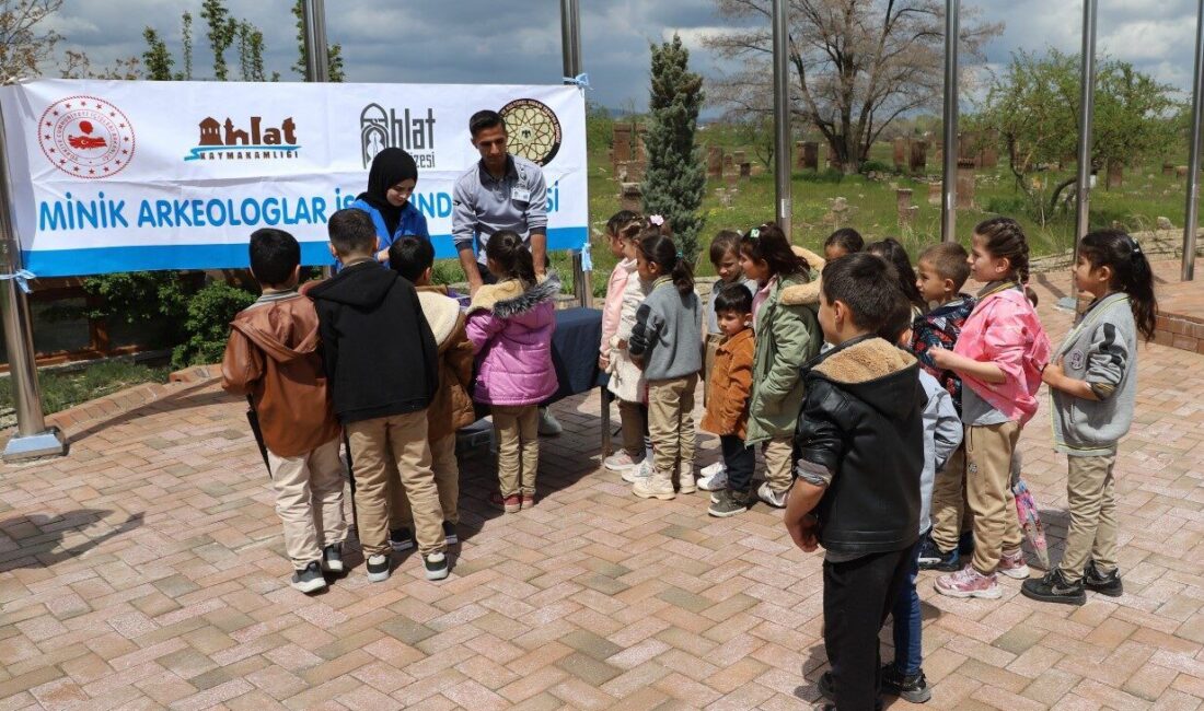 Bitlis’in Ahlat ilçesinde 18-24 Mayıs Müzeler Haftası, düzenlenen çeşitli etkinliklerle