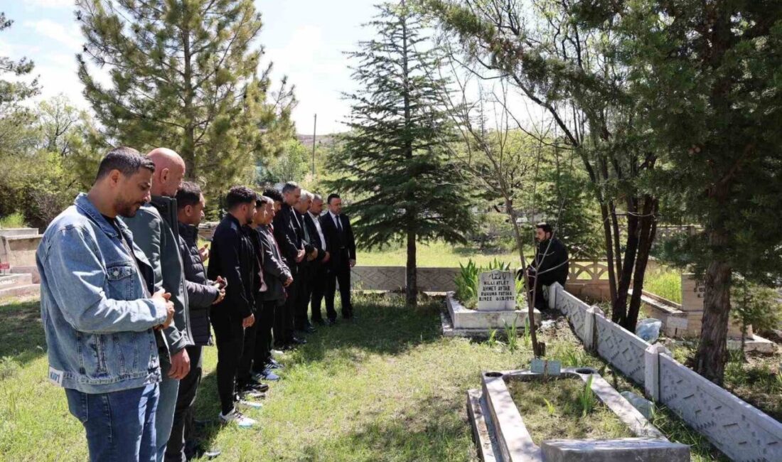 Elazığlı milli atlet Ahmet Aytar, vefatının 34. yıldönümünde kabri başında