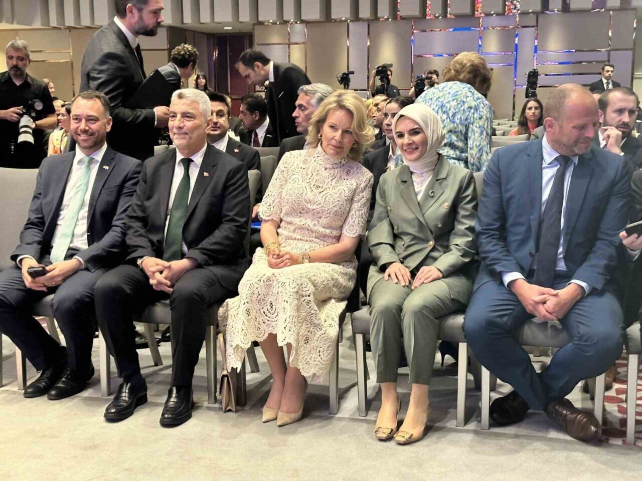 Belçika Kraliçesi Mathilde’nin ziyareti çerçevesinde İstanbul’da düzenlenen programda Belçikalı ve