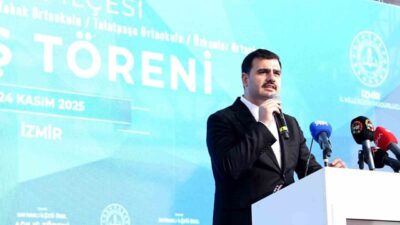 AK Parti Genel Sekreteri ve İzmir Milletvekili Eyyüp Kadir İnan,