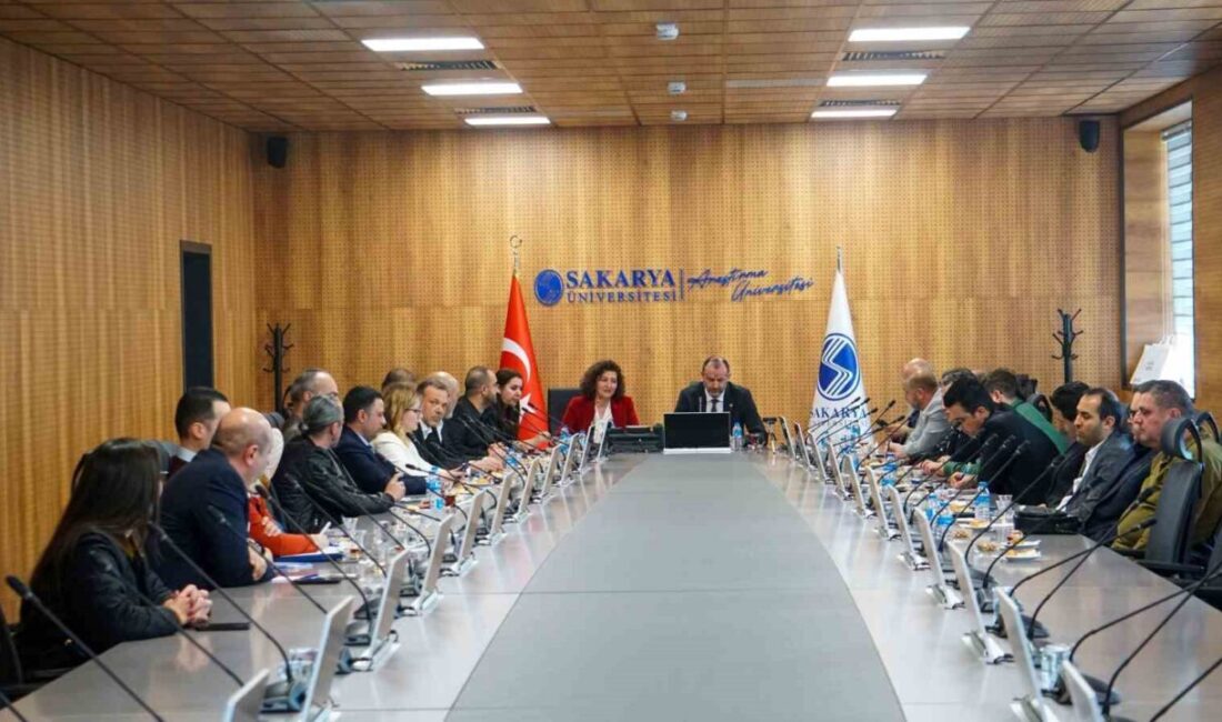Sakarya Üniversitesi İşletme Fakültesi, eğitim programlarını iş dünyasının ihtiyaçlarına göre