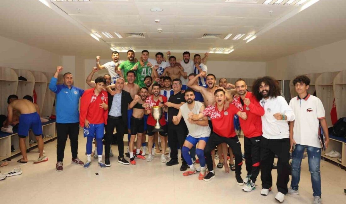 Süper Amatör Play-Off Ligi’ni ikinci sırada tamamlayan Akdeniz Belediye Spor,