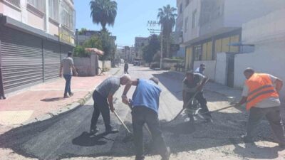 Mersin’in merkez ilçe Akdeniz Belediyesi Fen İşleri Müdürlüğü ekipleri, ilçe
