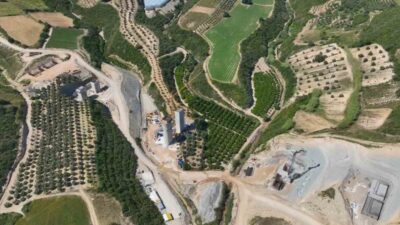 Ulaştırma ve Altyapı Bakanı Abdulkadir Uraloğlu, Antalya-Alanya Otoyolu Projesi’nde yapım