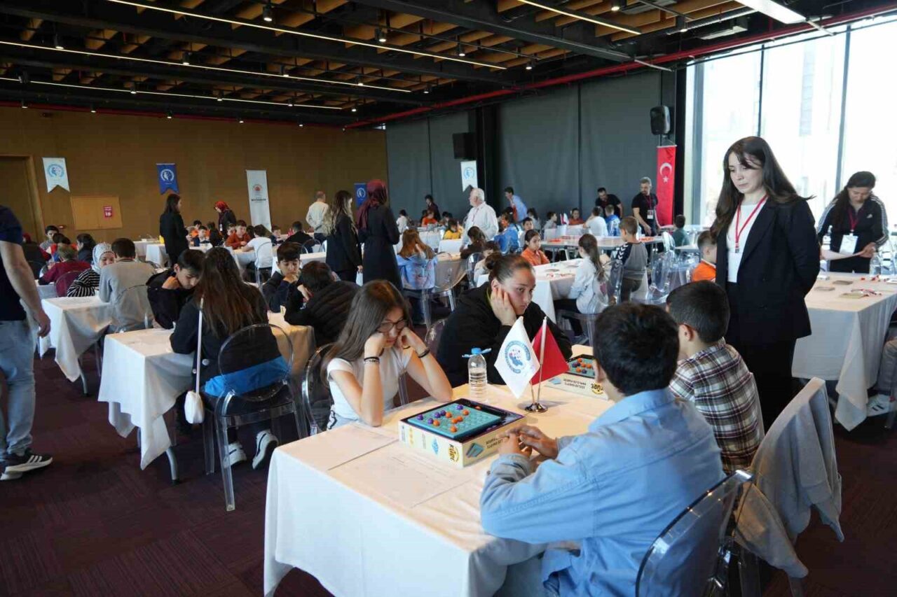 Kendi ilçelerinde birinci olan 200’e yakın öğrenci, ülke birincisi olmak