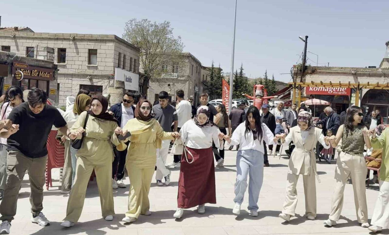 Hıdırellez, Aksaray’ın Güzelyurt ilçesinde coşkuyla kutlanıyor. Tarihi dokusu ve geçmişiyle