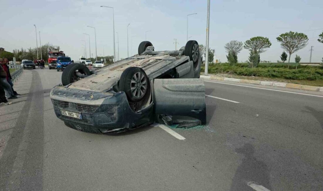 Aksaray’da hafif ticari araç ile çarpışan otomobilin takla attığı kazada