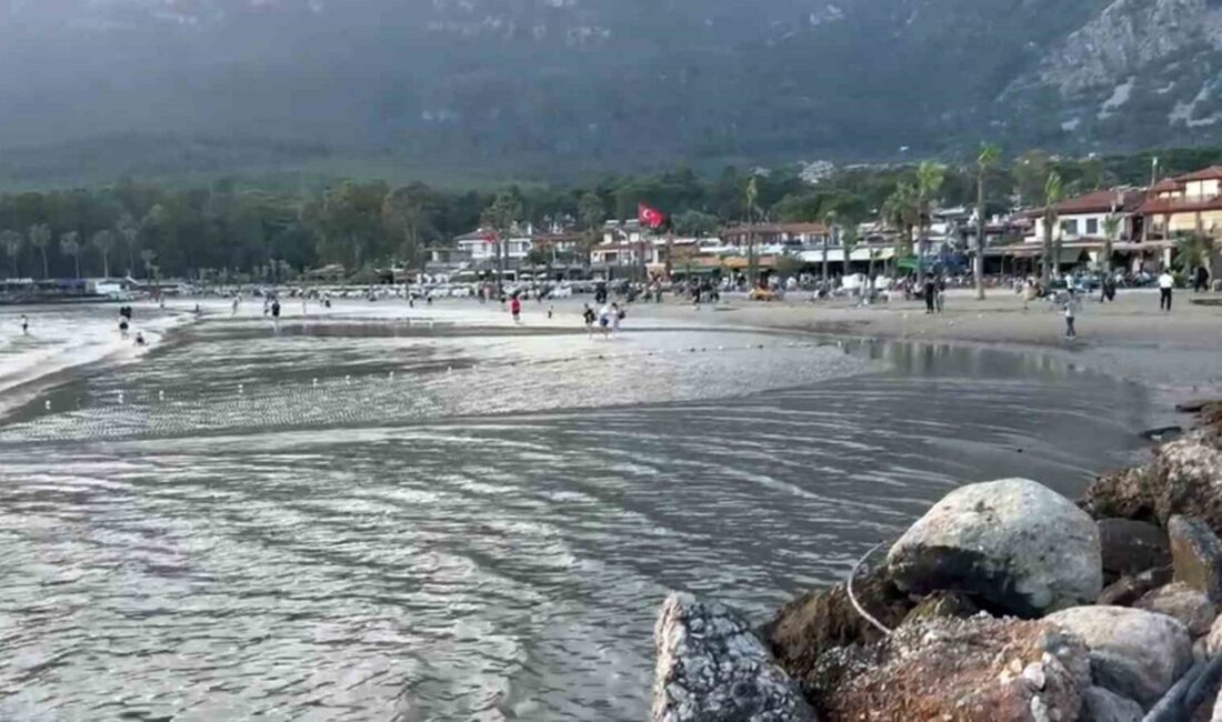 Muğla’nın Ula ilçesine bağlı ‘Sakin Kent’ unvanıyla bilinen Akyaka Mahallesi’nde