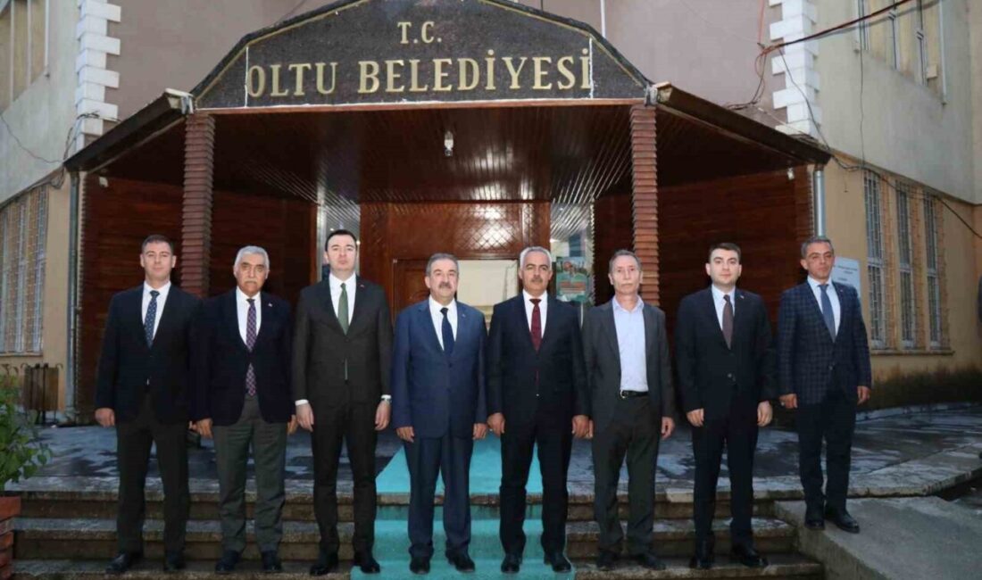 Anayasa Mahkemesi Üyesi Recai Akyel, memleketi Erzurum’da Şenkaya ve Oltu