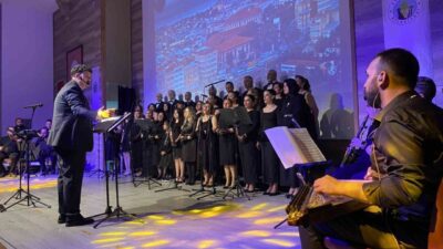 Manisa’nın Alaşehir ilçesinde, belediye bünyesinde faaliyet gösteren Türk Sanat Müziği