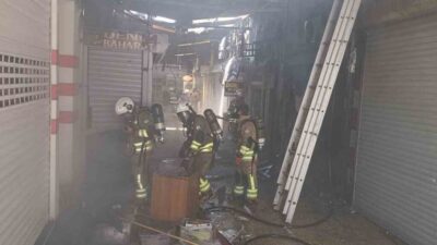 Hatay’da pasaj içerisinde bulunan ve alevlere teslim olarak yanan 3