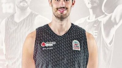 Türkiye Sigorta Basketbol Süper Ligi ekiplerinden İzmir temsilcisi Aliağa Petkimspor,