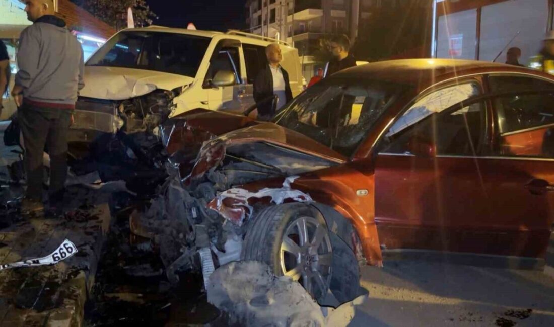 Aksaray’da alkol aldıktan sonra direksiyon başına geçen sürücü, park halindeki