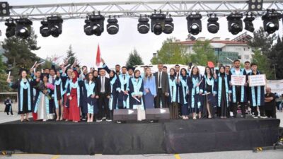 Alanya Alaaddin Keykubat Üniversitesi (ALKÜ) Akseki Meslek Yüksekokulu son sınıf