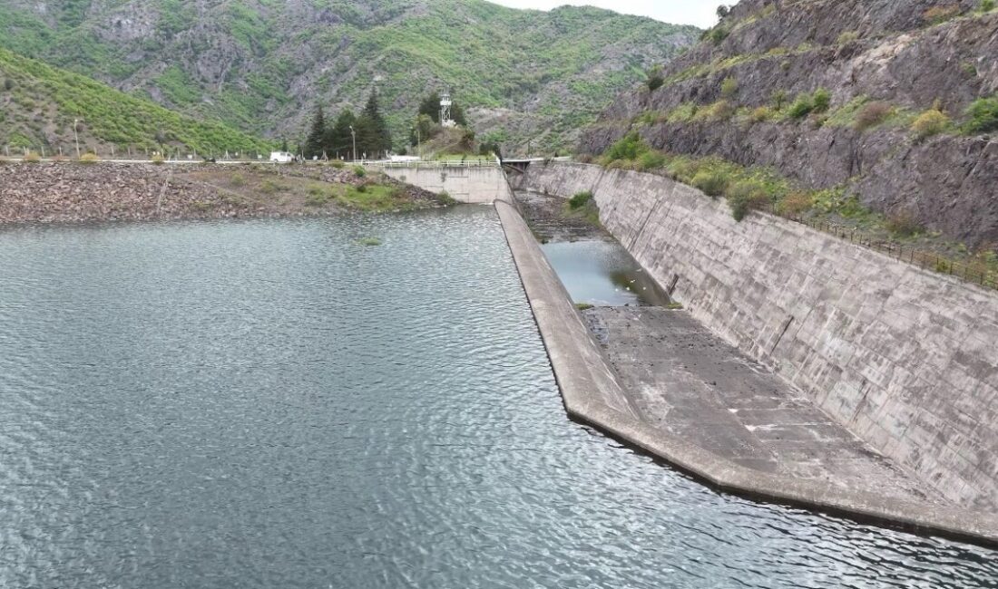 Tokat’ın Almus ilçesinde bulunan Almus Barajı, son yağışların ardından son