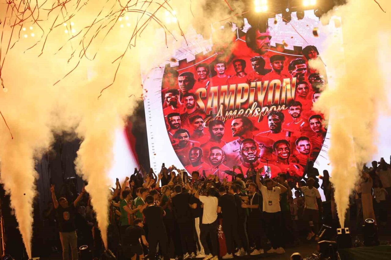 Trendyol 1. Lig’i ikinci sırada tamamlayarak Süper Lig’e çıkan Amed