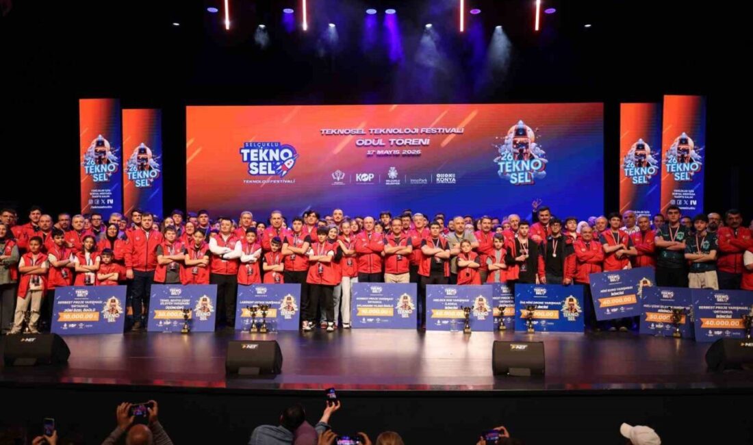 Selçuklu TEKNOSEL 2026 Teknoloji Festivali geleceğin dahilerinin ödüllerini aldığı coşkulu