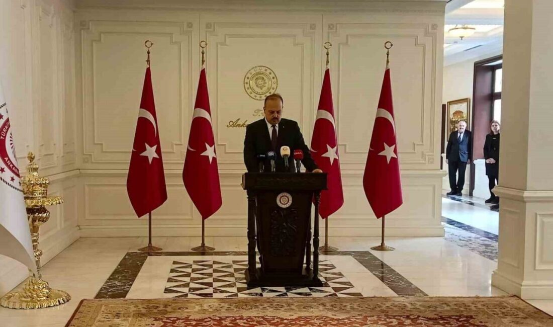 Cumhurbaşkanlığı Kararnamesiyle Aydın Valiliğinden Ankara Valiliğine atanan Yakup Canbolat göreve