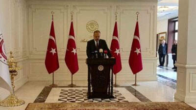 Cumhurbaşkanlığı Kararnamesiyle Aydın Valiliğinden Ankara Valiliğine atanan Yakup Canbolat göreve