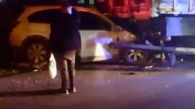 Ankara’nın Polatlı ilçesinde meydana gelen kazada, tıra arkadan çarpan otomobilin