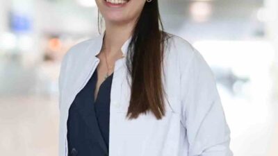 Anne karnındaki bebeğin yalnızca büyümediğini belirten Özel Ersoy Hastanesi Kadın