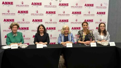 Anne Çocuk Eğitim ve Araştırma Derneği (AÇEAD) tarafından “Bilgili Anneler