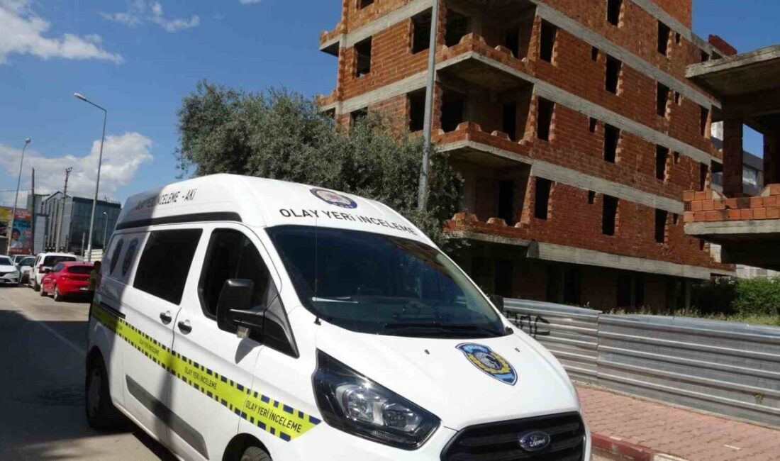?Antalya’nın Muratpaşa ilçesinde metruk bir inşaatta bulunan erkek cesedinin, bir