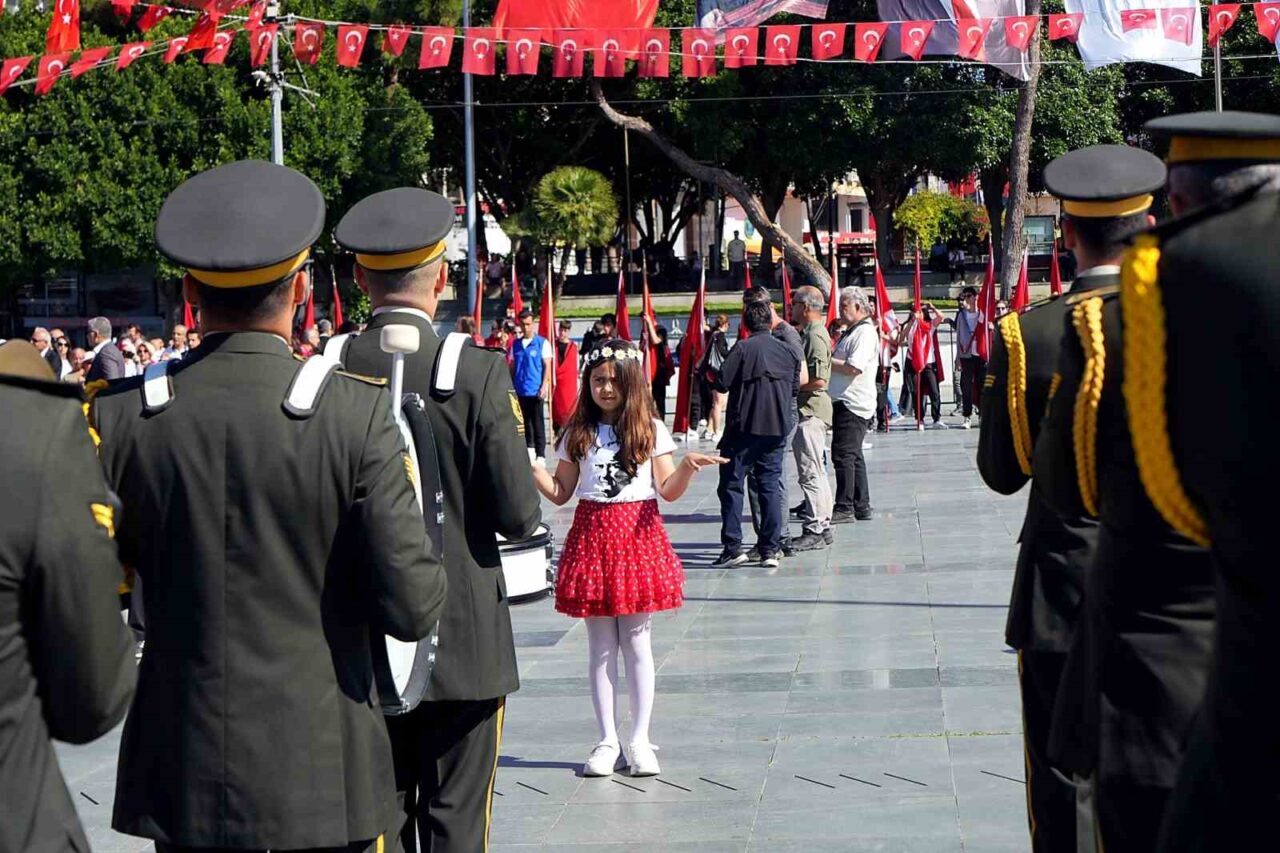 Antalya’da 19 Mayıs Atatürk’ü Anma, Gençlik ve Spor Bayramı kutlamaları,