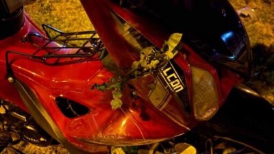 Antalya’nın Alanya ilçesinde D-400 kara yolu üzerinde meydana gelen motosiklet