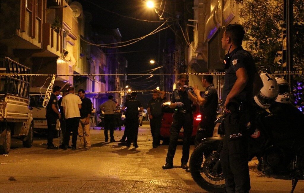 Gaziantep’te bir araç parkı tartışmasının ardından çıkan ve 5 kişinin