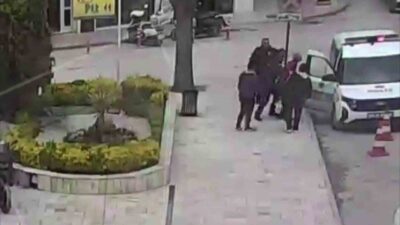 Amasya’da boğazına yiyecek kaçması üzerine aracından inip polis otosunun önüne