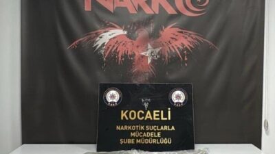 Kocaeli’nin Derince ilçesinde durdurulan araçta yapılan aramada 2 kilo 180